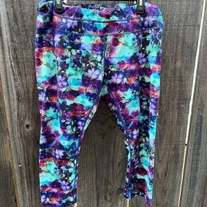 Athleta really gorgeous crop leggings